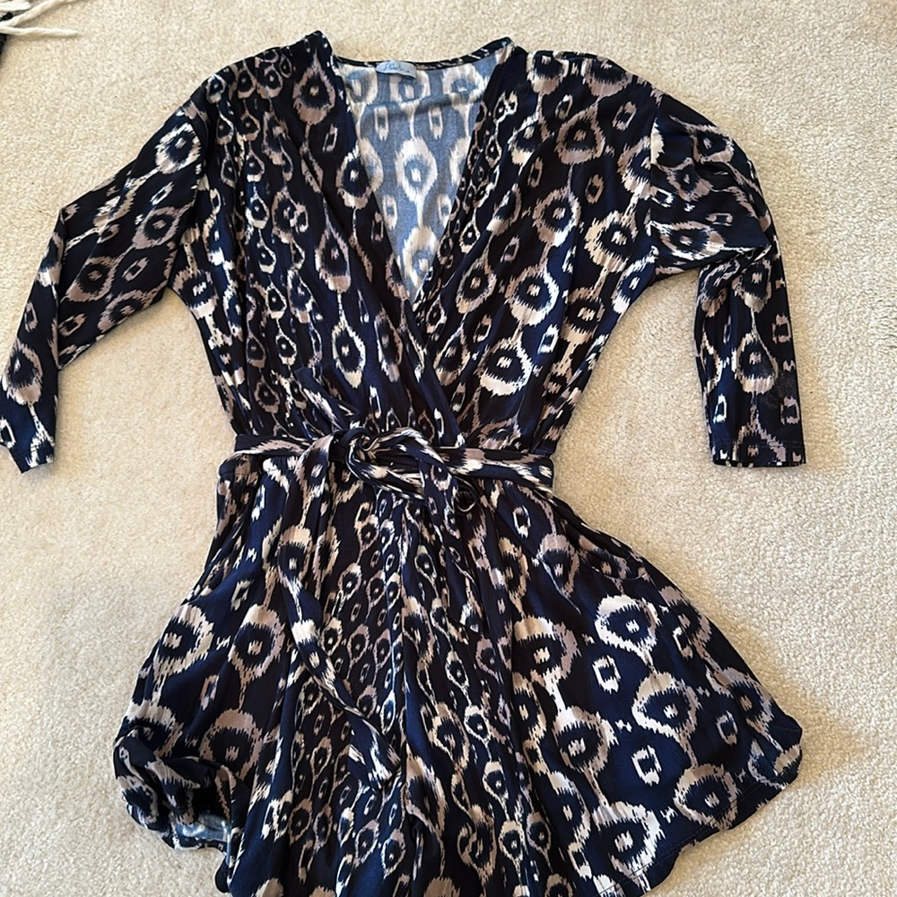 Three-qtr sleeve lightweight belted romper with pockets